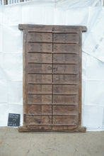 Load image into Gallery viewer, WOODEN DOOR AN23
