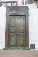 Load image into Gallery viewer, WOODEN DOOR WITH TRANSOM AN87
