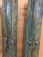 Load image into Gallery viewer, WOODEN HALF PILLAR AH72