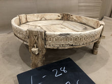 Load image into Gallery viewer, WOODEN BLEACH GRINDER AH10