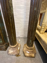 Load image into Gallery viewer, WOODEN PILLAR SET AH102
