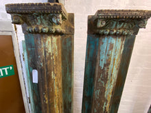 Load image into Gallery viewer, WOODEN PILLAR SET AH102
