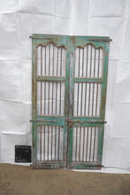Load image into Gallery viewer, WOODEN JAALI DOOR AN30
