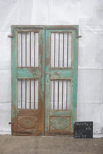 Load image into Gallery viewer, WOODEN JAALI DOOR AN37
