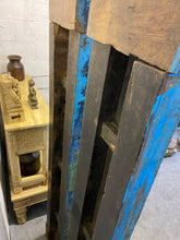 Load image into Gallery viewer, WOODEN HALF PILLAR AH72
