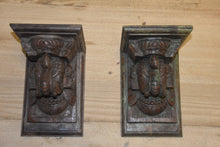 Load image into Gallery viewer, Wooden Elephant todla
