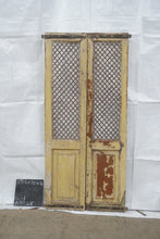 Load image into Gallery viewer, WOODEN JAALI DOOR AN28
