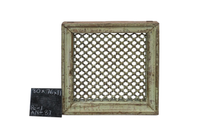 WOODEN WINDOW AN59