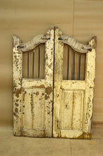 Load image into Gallery viewer, WOODEN DOG GATE AH33
