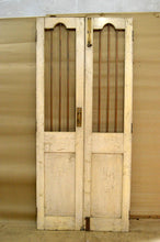 Load image into Gallery viewer, Jali Door AH 53

