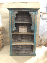Load image into Gallery viewer, WOODEN BOOKRACK AH86
