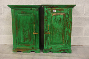 WOODEN SIDE BOARD