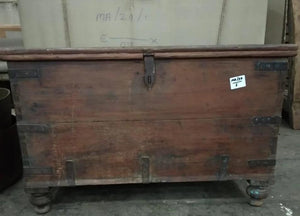 WOODEN BOX