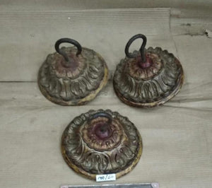 WOODEN CEILING FLOWER