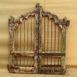WOODEN DOG GATE AH 39