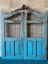 Load image into Gallery viewer, WOODEN DOG GATE
