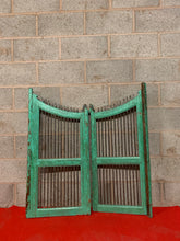 Load image into Gallery viewer, WOODEN DOG GATE
