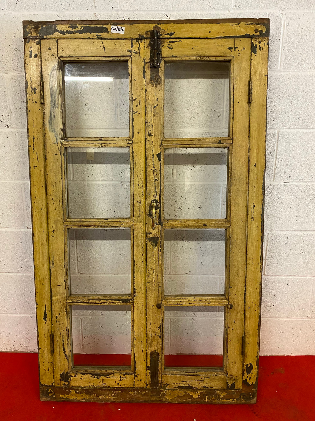 WOODEN WINDOW