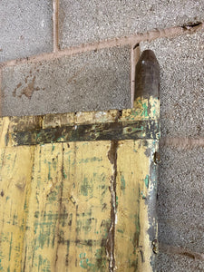 WOODEN DOOR